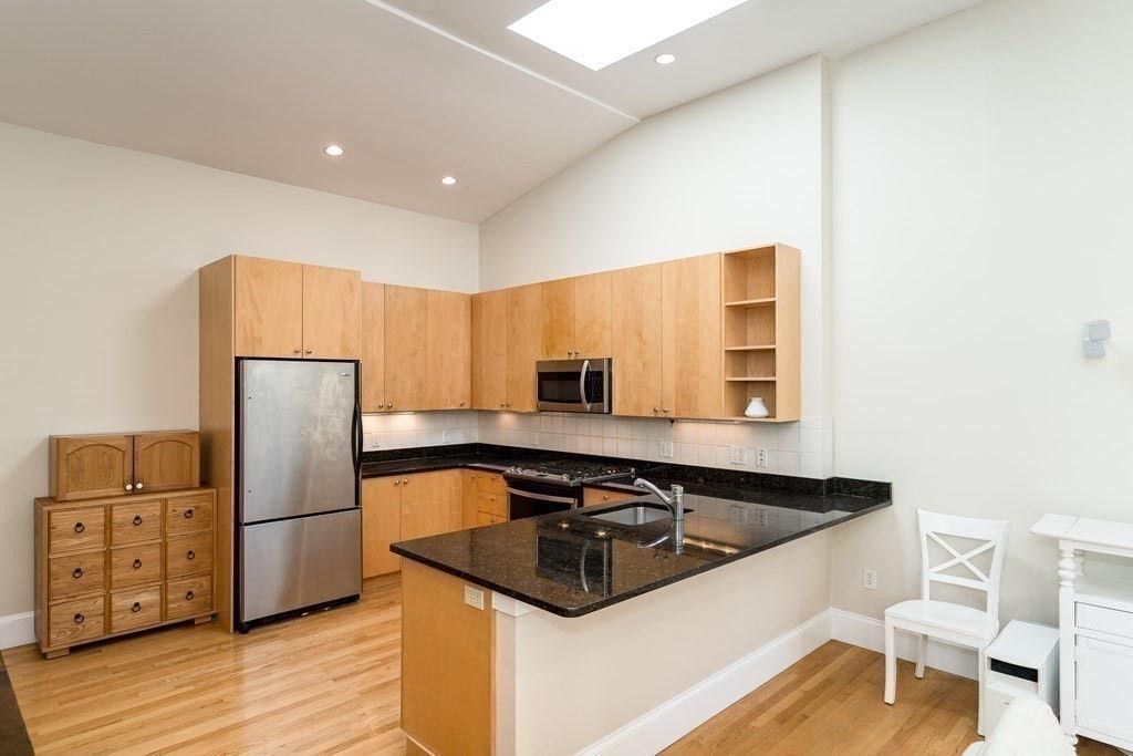 15 Valentine St, Cambridgeport