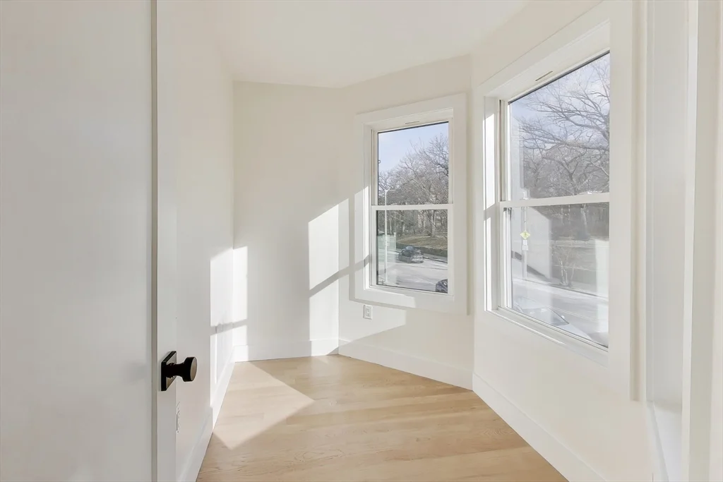 2195 Dorchester Ave, Dorchester
