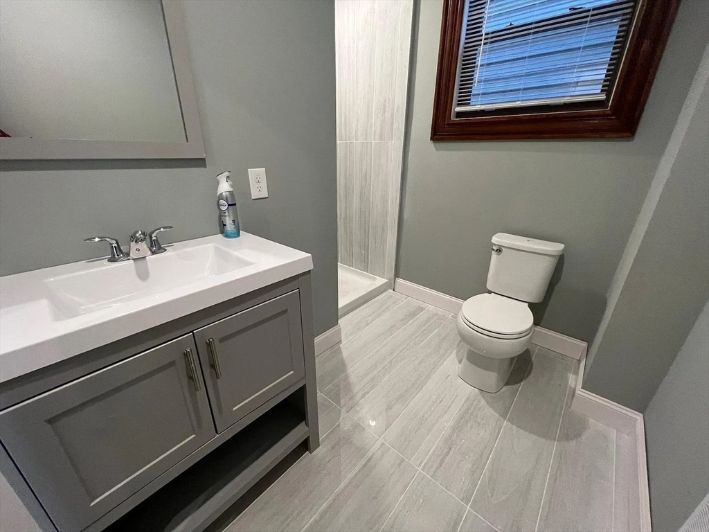 23 Woodville St, Roxbury