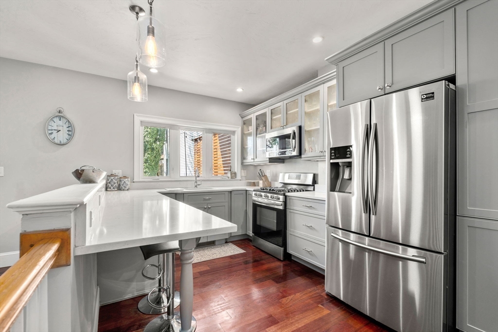 417 E 7th St, South Boston