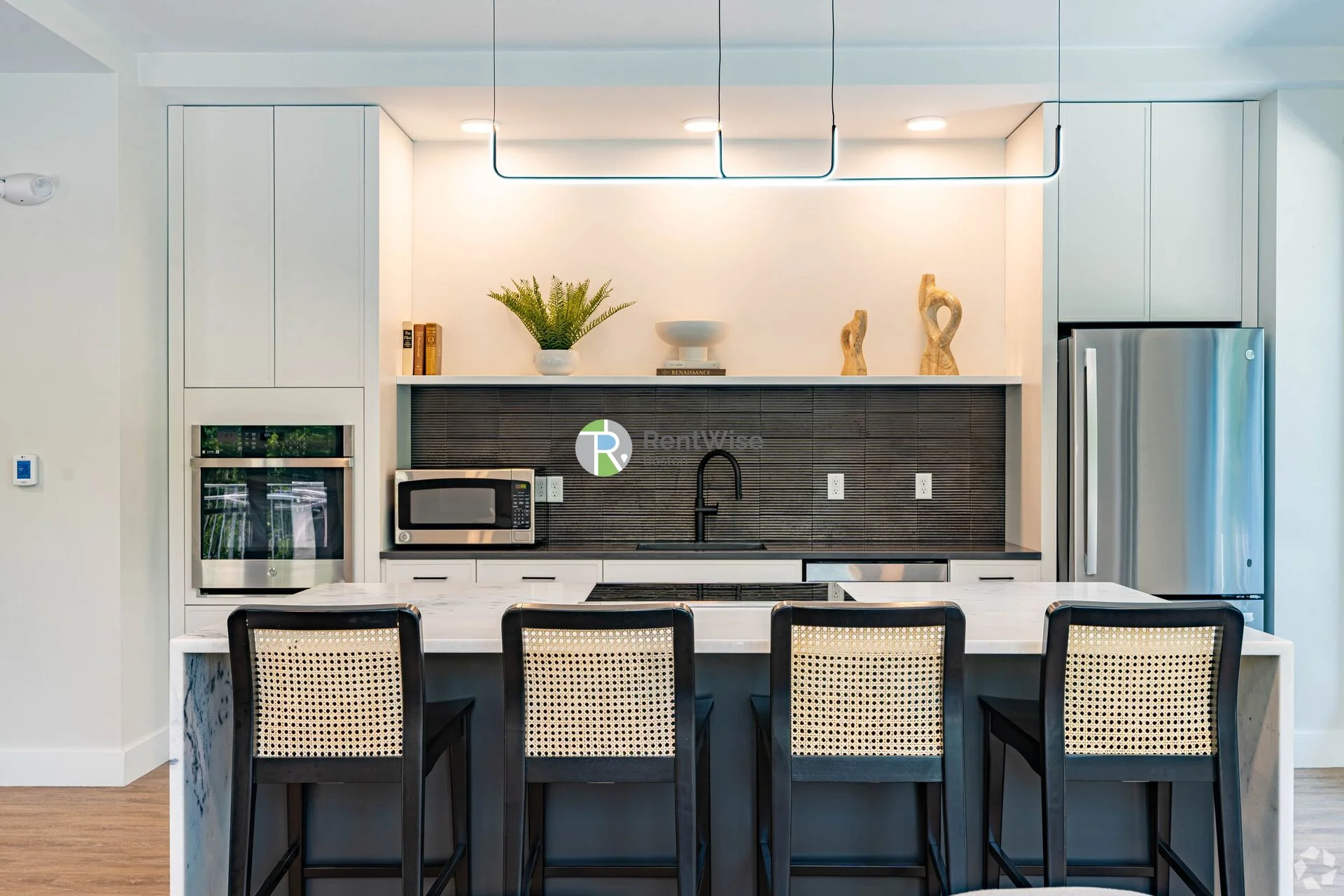 289 Walk Hill St, Roslindale