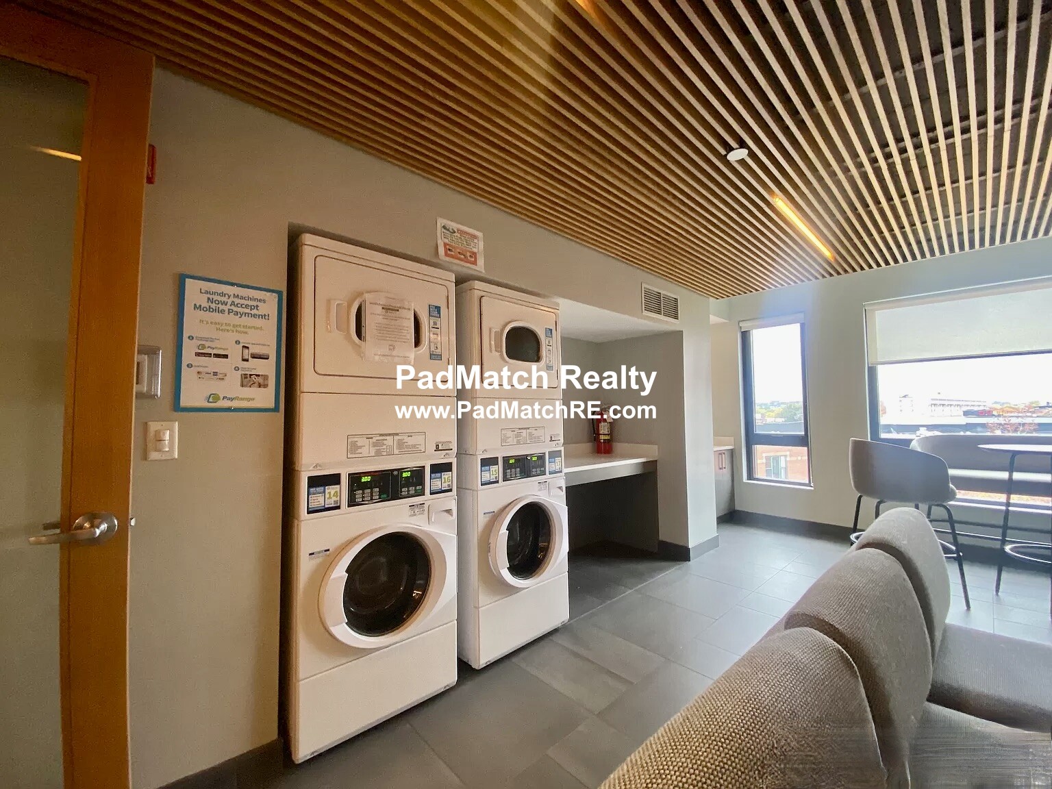 150 Camden St, Roxbury