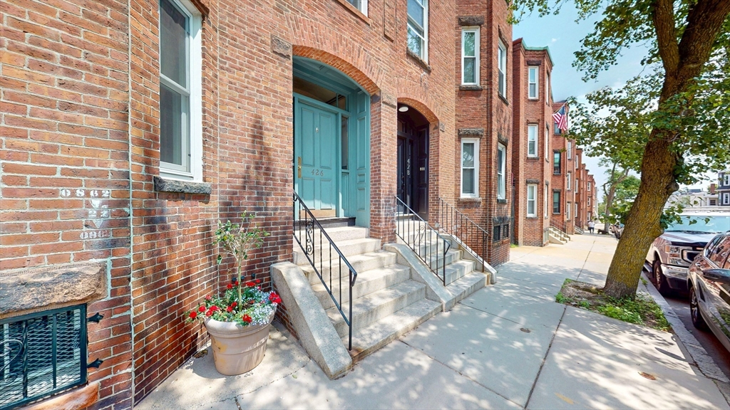 426 East 5th St, South Boston