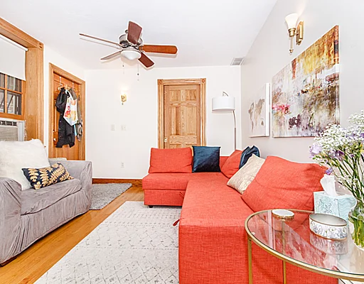 89 Myrtle St, Beacon Hill