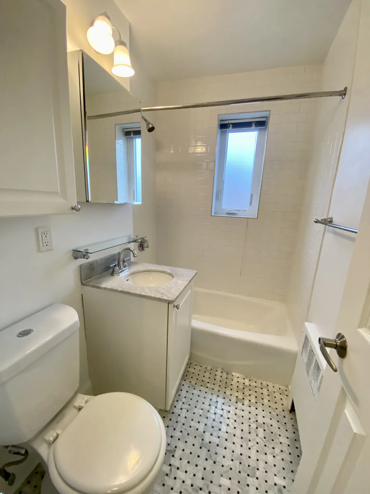 80 Saint Paul St, Coolidge Corner