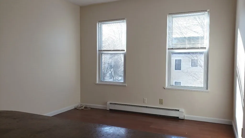 65 Brookline St, Central Square