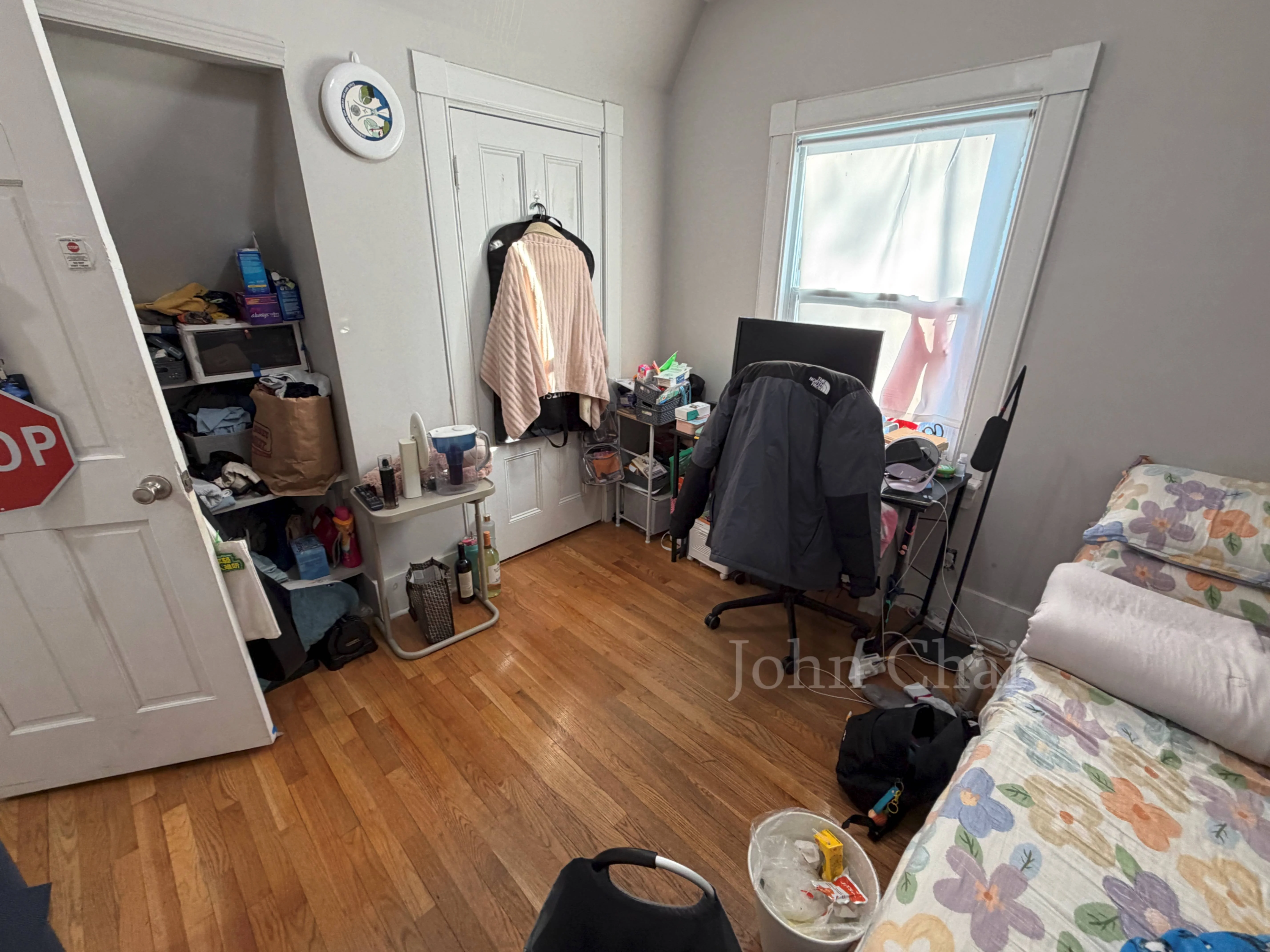 19 Braemore Rd, Brighton