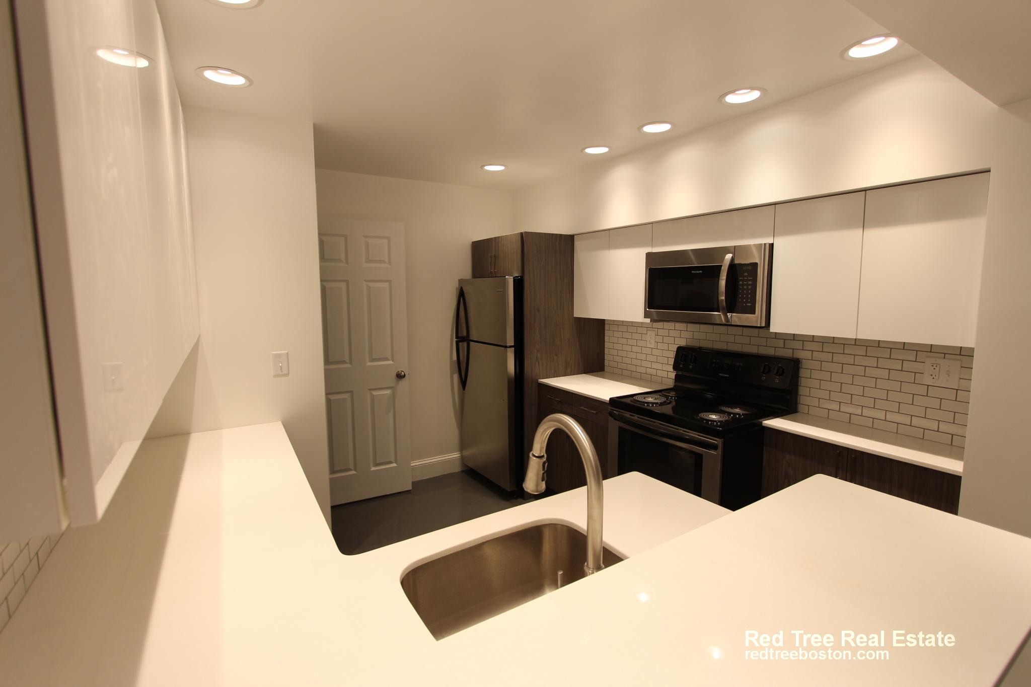 127 Saint Botolph St, Back Bay