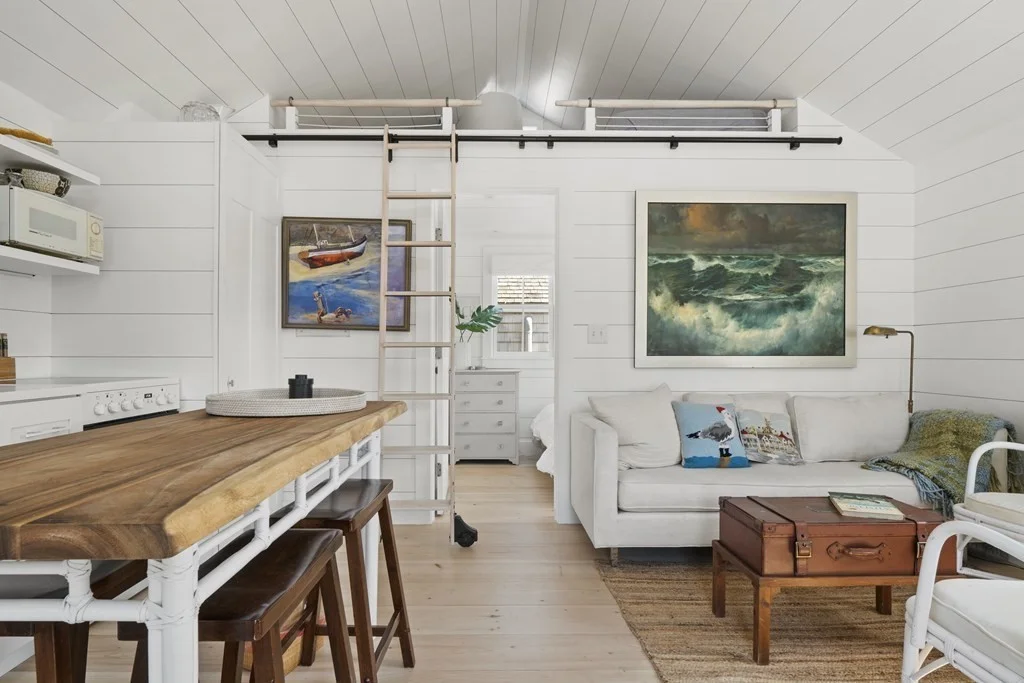 2 Cabot Ln, Nantucket