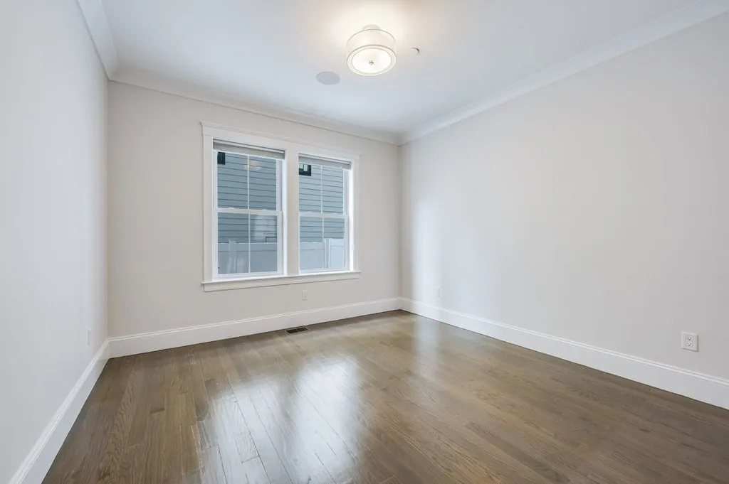 8 Enterprise St, Dorchester