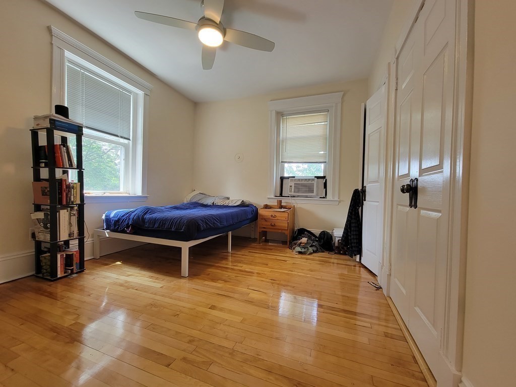 164 Strathmore Rd, Brighton