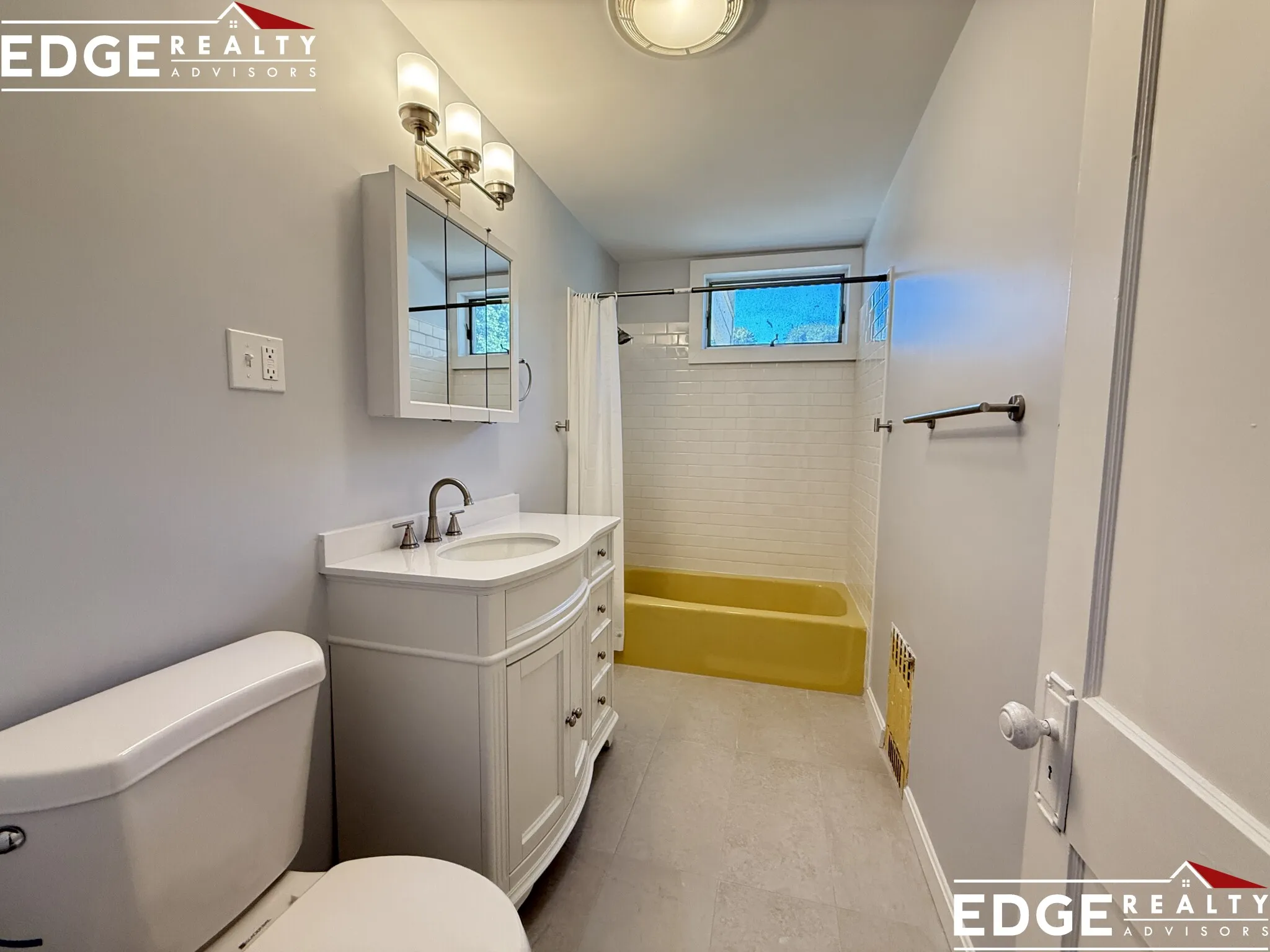 494 Washington St, Brighton