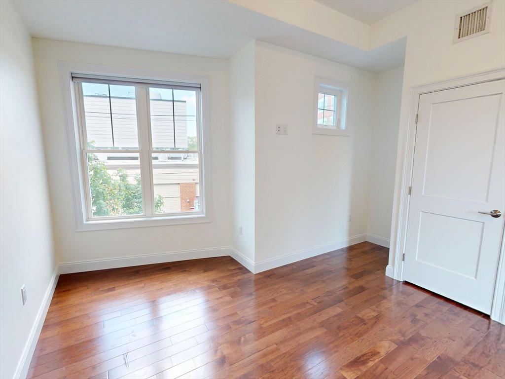 2 Market St, Kendall Square