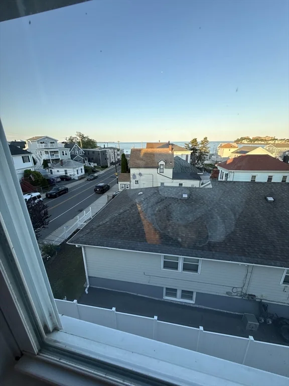 285 Crescent Ave, Beachmont
