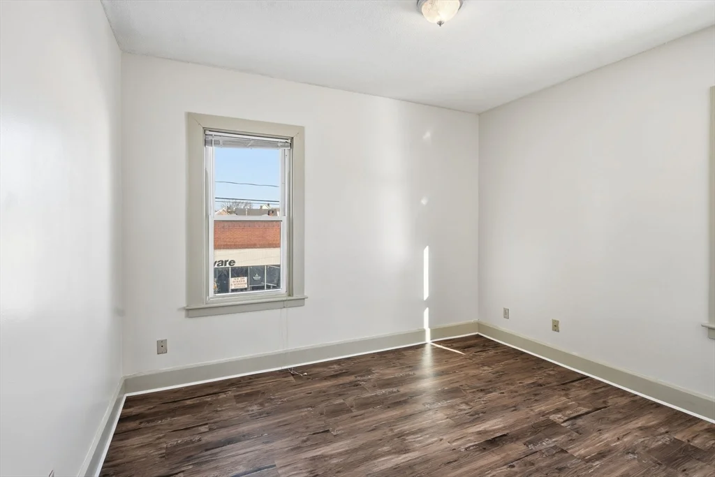 312 Rivet St, New Bedford