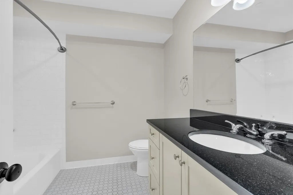 83 Dresser St, South Boston