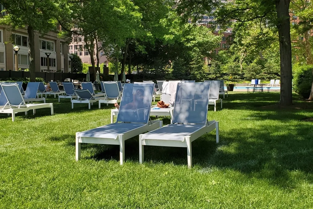 85 E India Row, Downtown