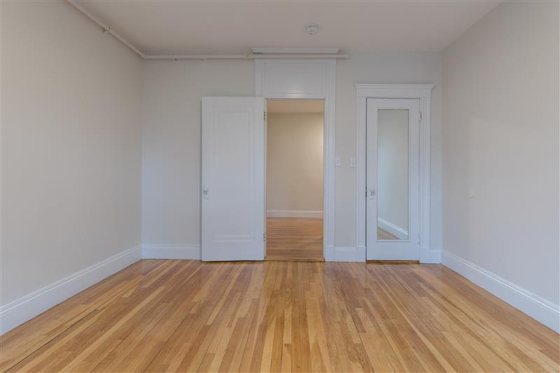 28 Langdon St, Neighborhood Nine