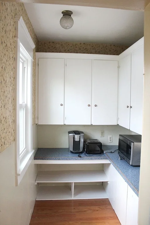 1859 Northampton St, Holyoke