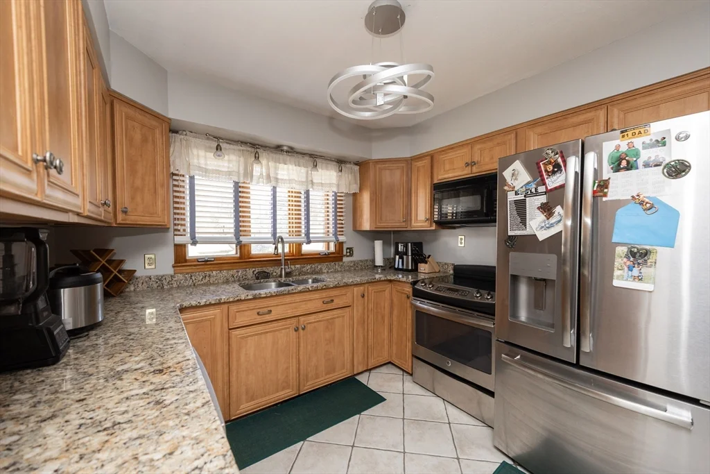 423 Goldthwaite Rd, Northbridge
