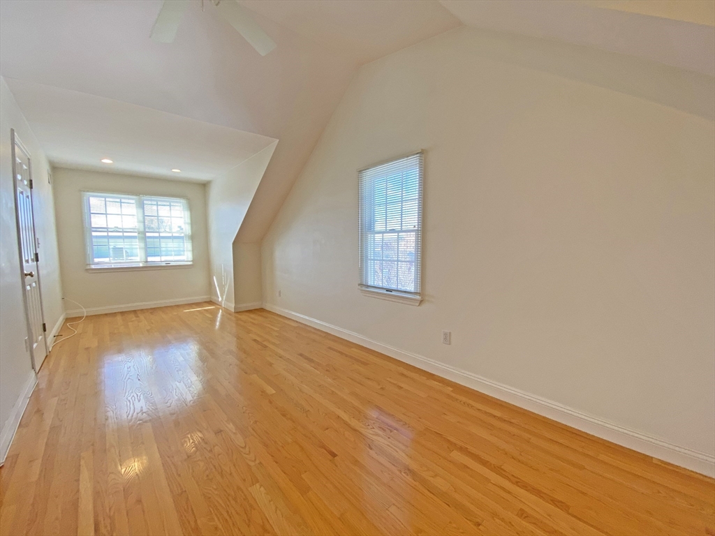 86 Chapel St, Nonantum