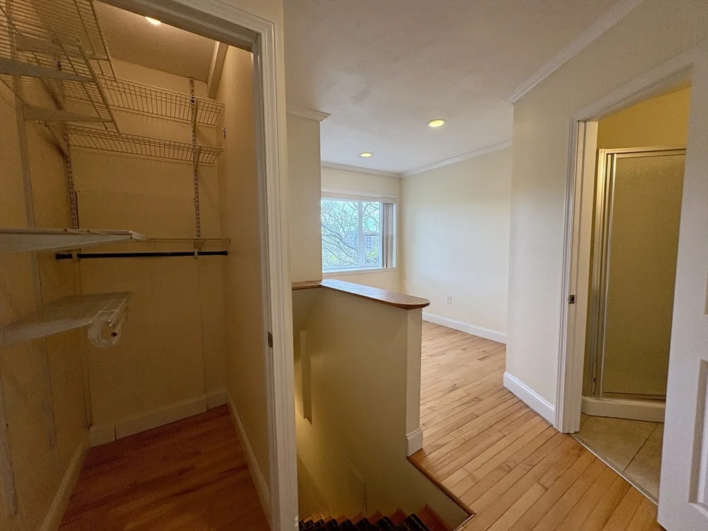 191 Winthrop Rd, Brookline