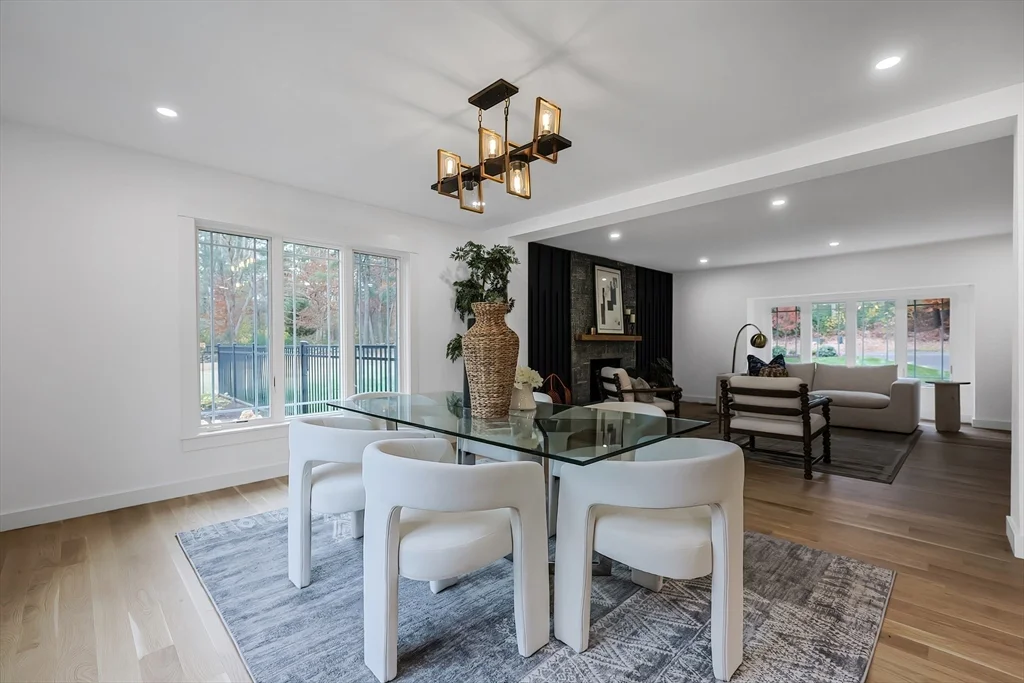 54 Spywood Rd, Sherborn