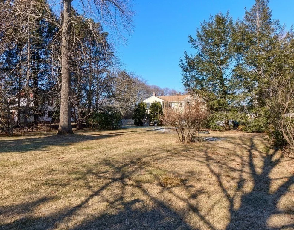 438 Old Bedford Rd, Concord