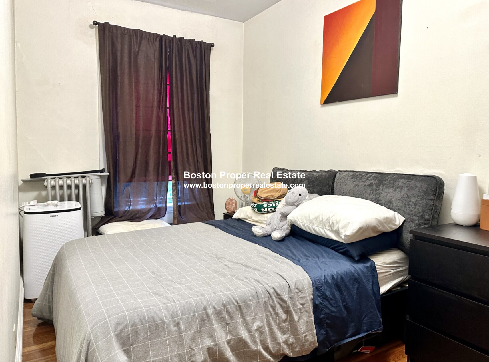 1071 Beacon St, Longwood