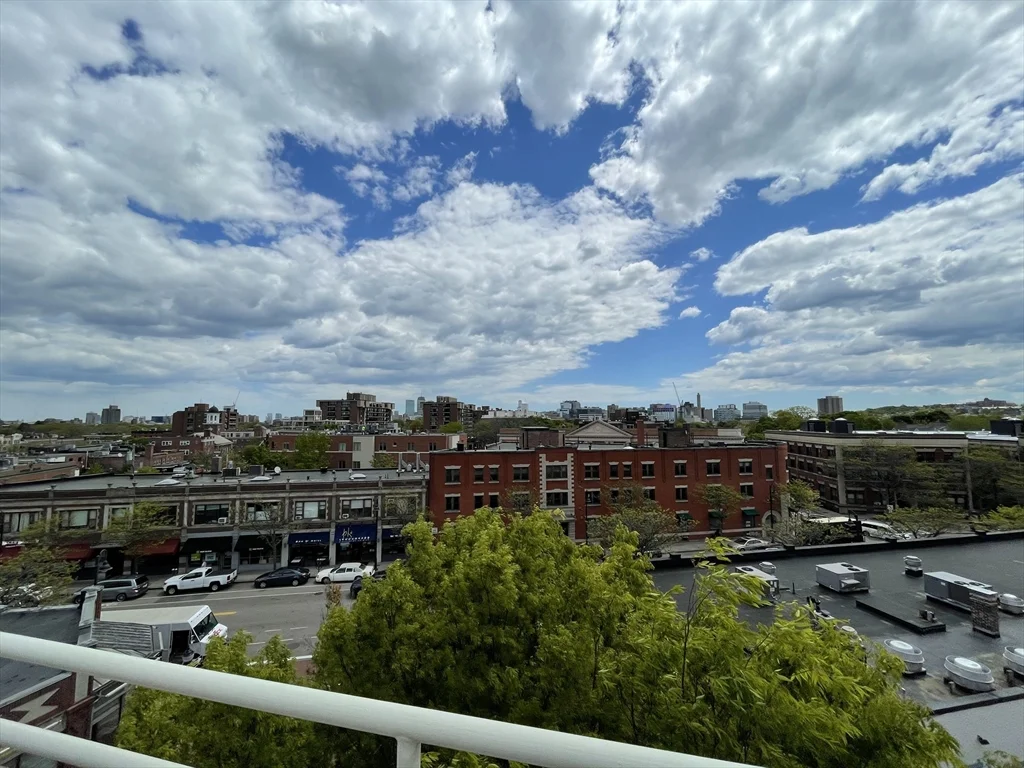 20 Webster St, Coolidge Corner