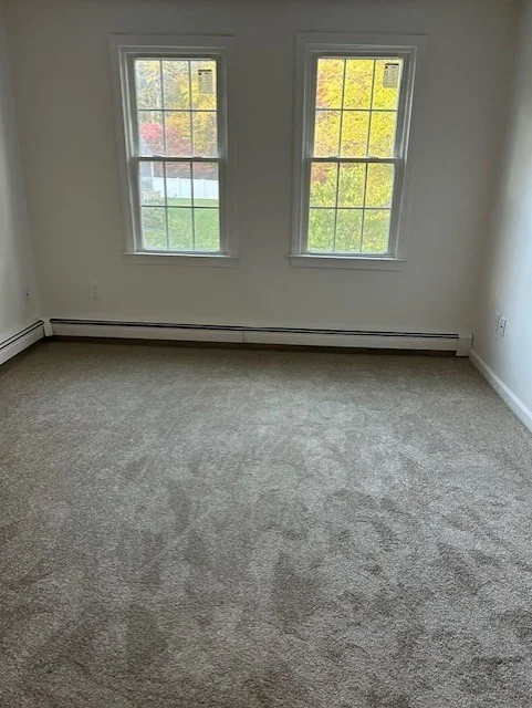 2 Patrick Rd, Hopedale