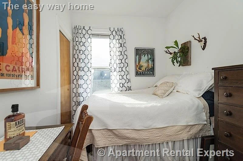 137 Columbia St, Central Square