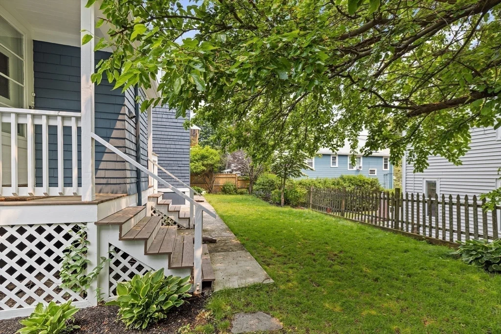 29 Worcester St, Belmont