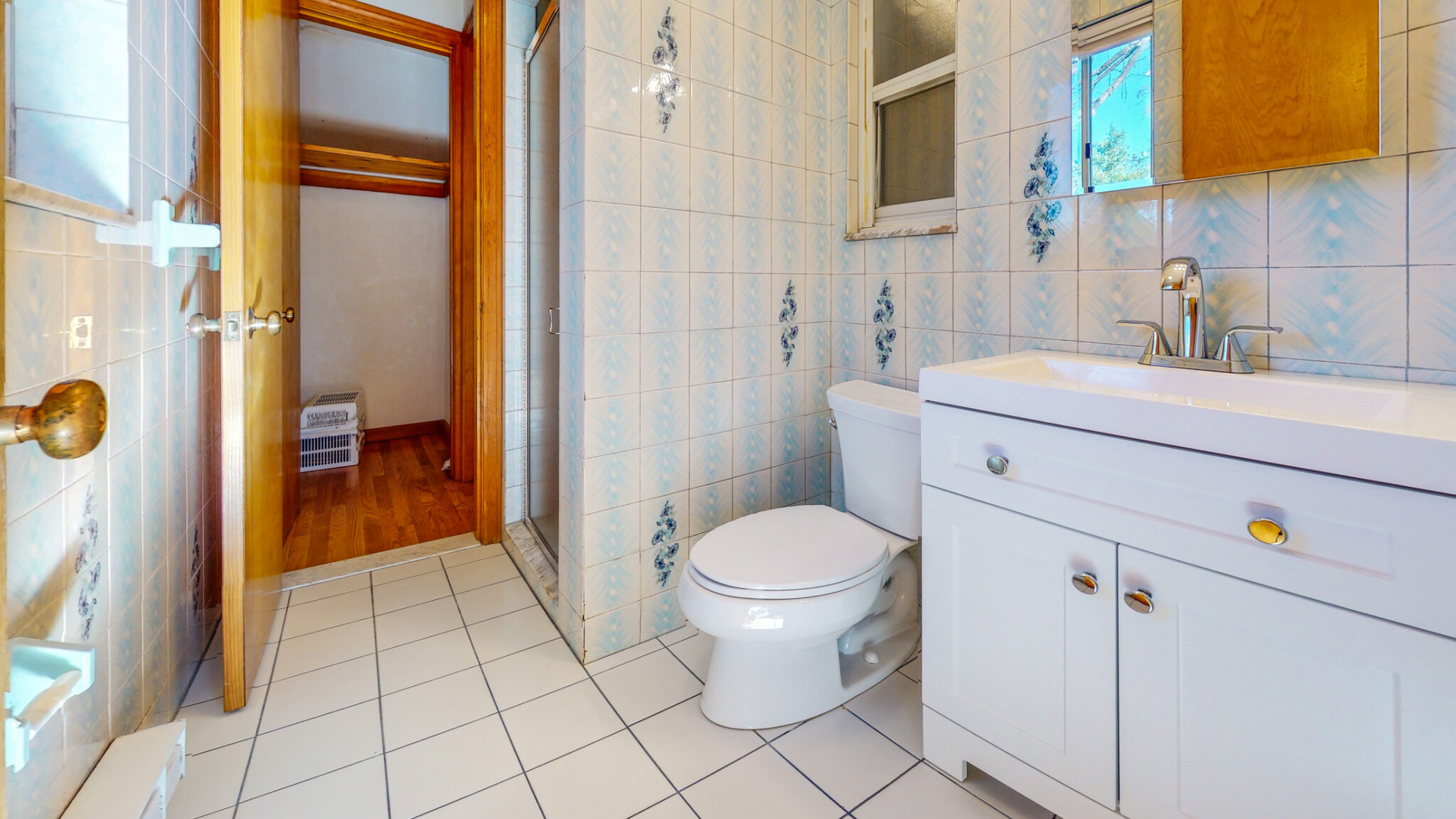 3 bed, 2 bath apartment for rent at 21 Ashmont Rd, Nonantum — photo 19 of 24