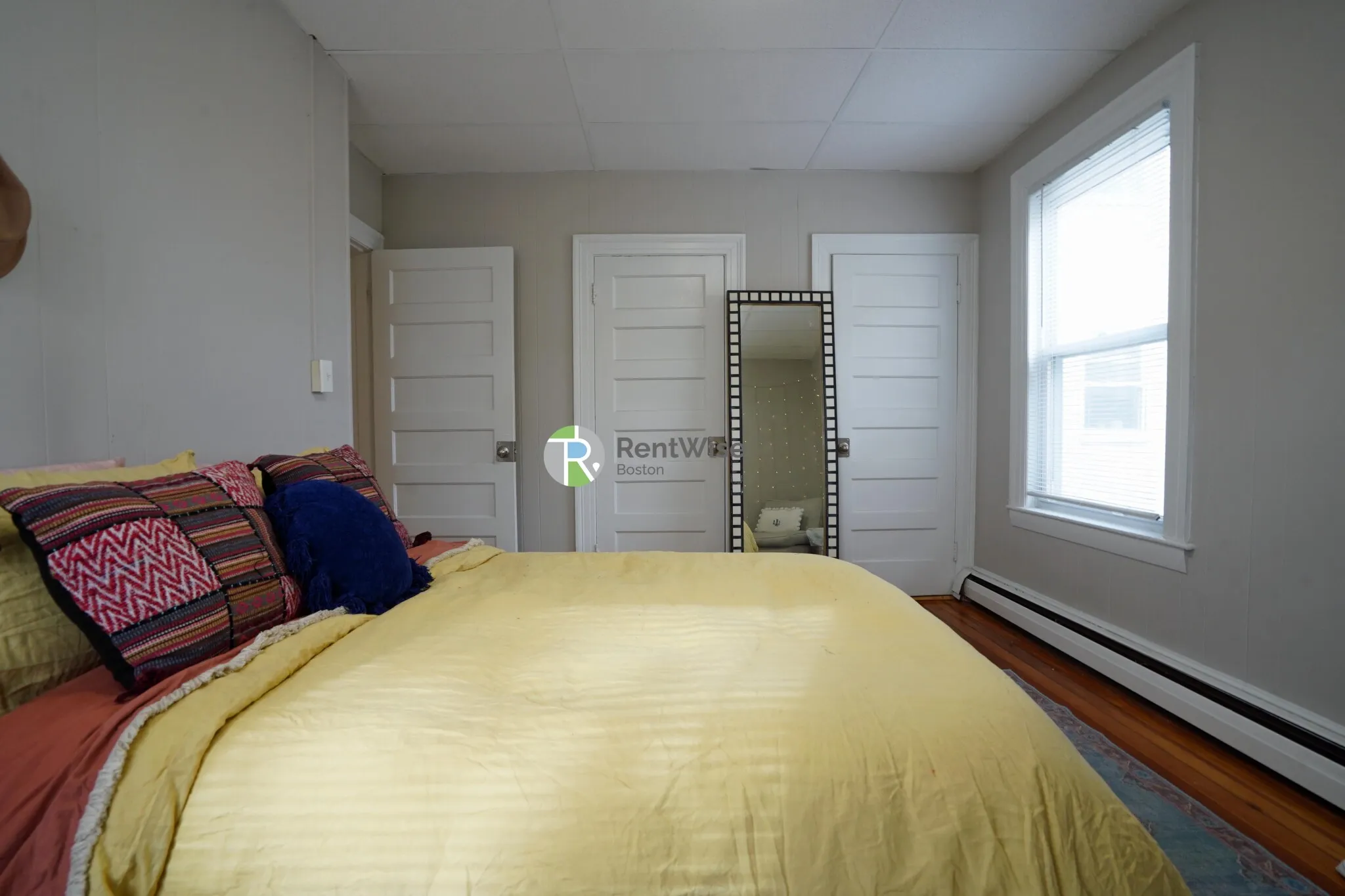 2 Ashford Ct, Allston