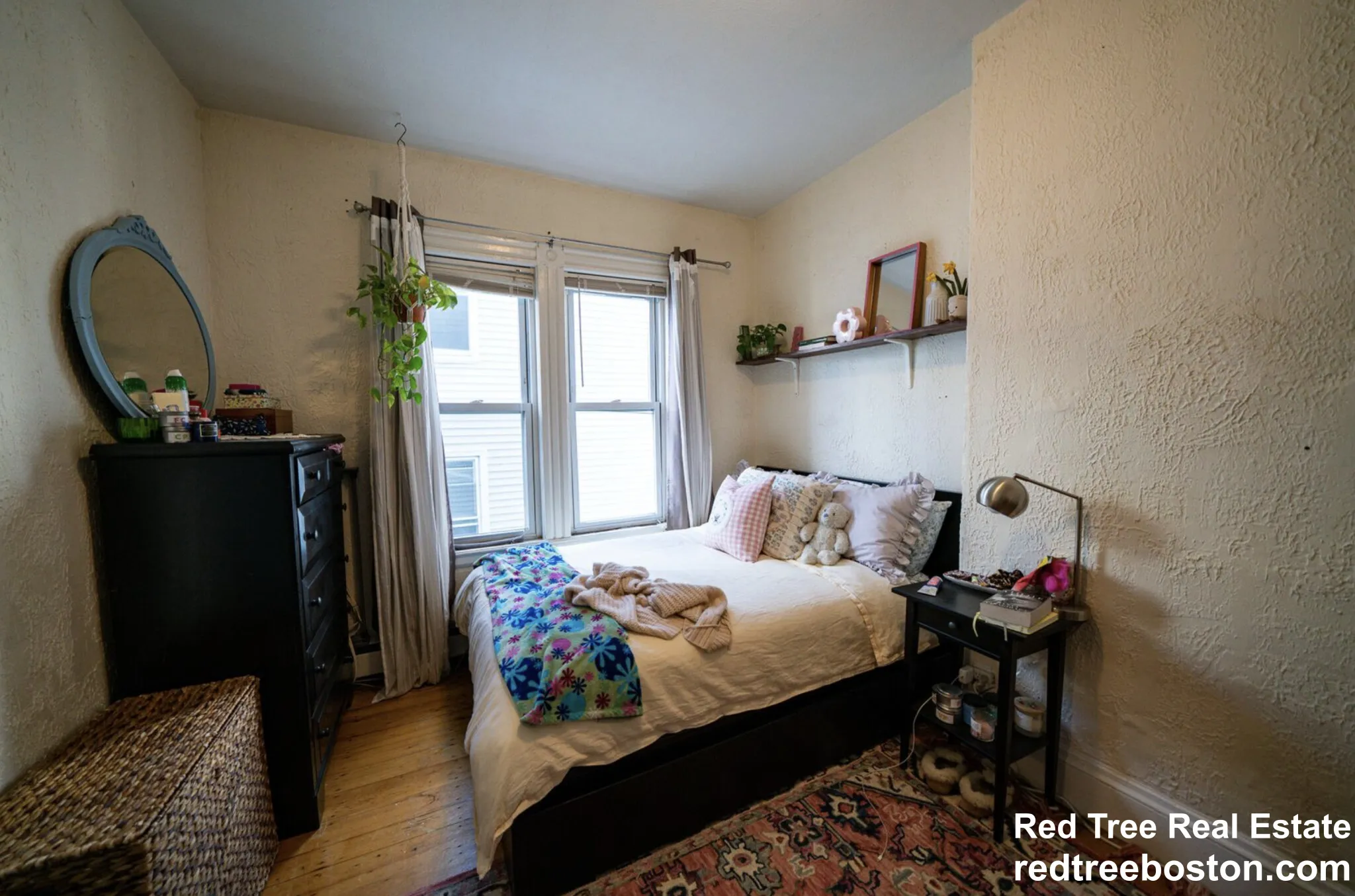 133 Saint Alphonsus St, Mission Hill