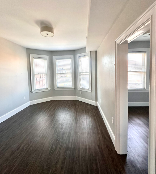 133 Paris St, East Boston