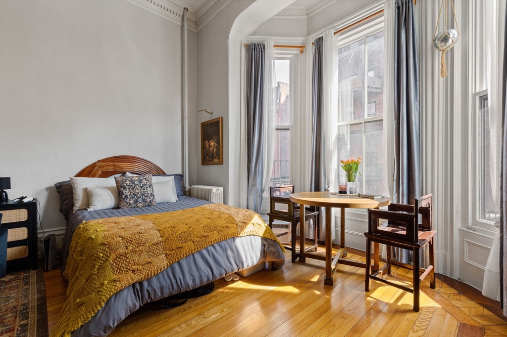 171 Beacon St, Back Bay