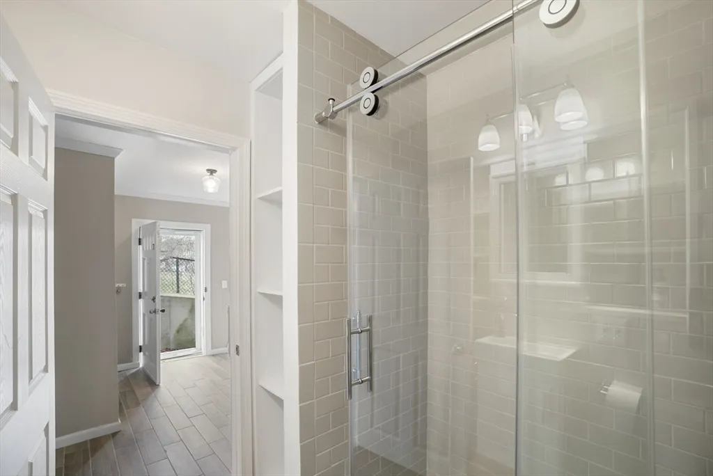 93 Foster St, Brighton