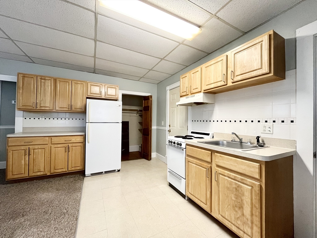 285 West Elm, Brockton