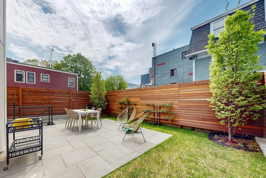213 Third St, East Cambridge