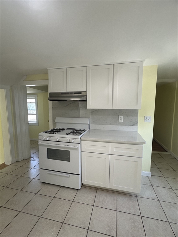 4 Harrison St, Natick