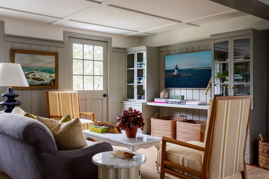 77 Sparks Ave, Nantucket