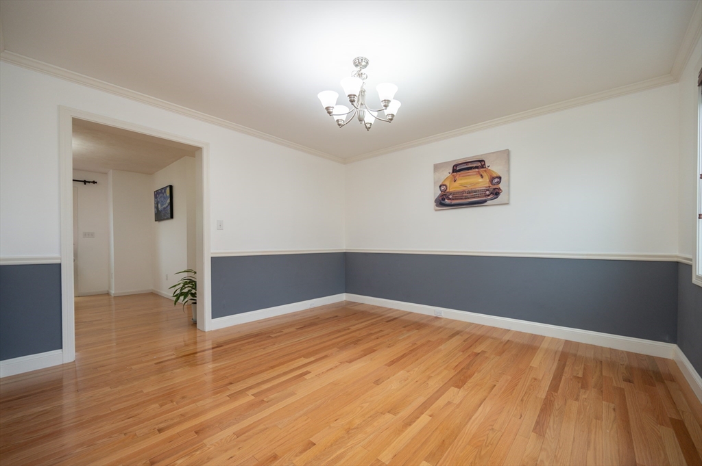 7 Willow Brook Ln, Blackstone