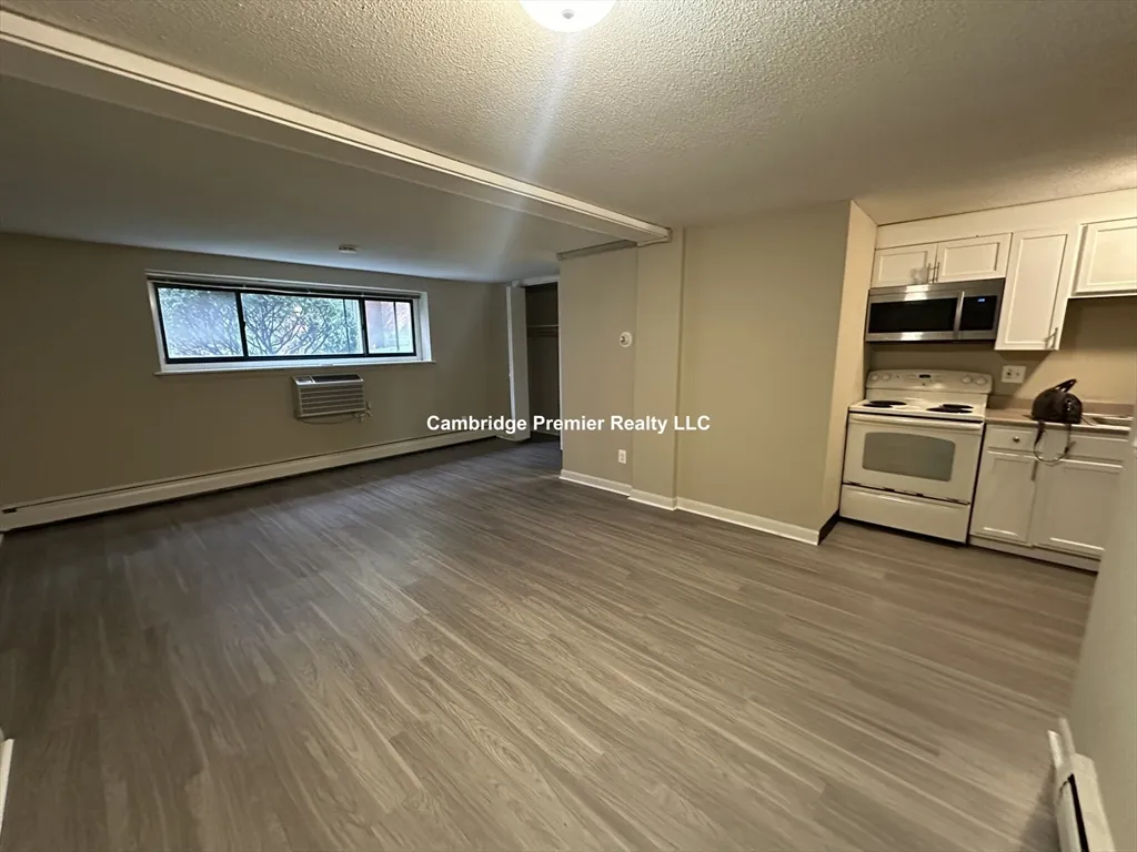 375 Harvard St, Mid-Cambridge