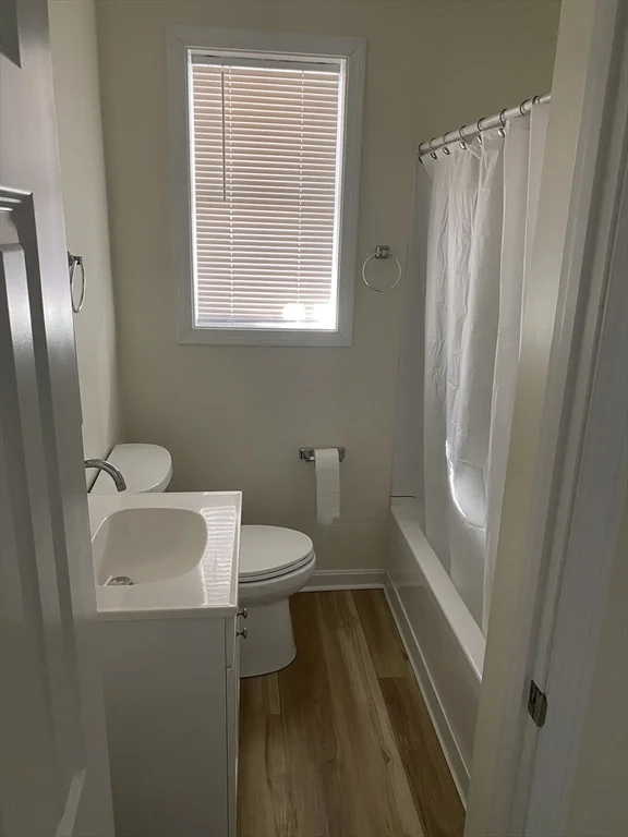 55 Burrage Ave, Leominster