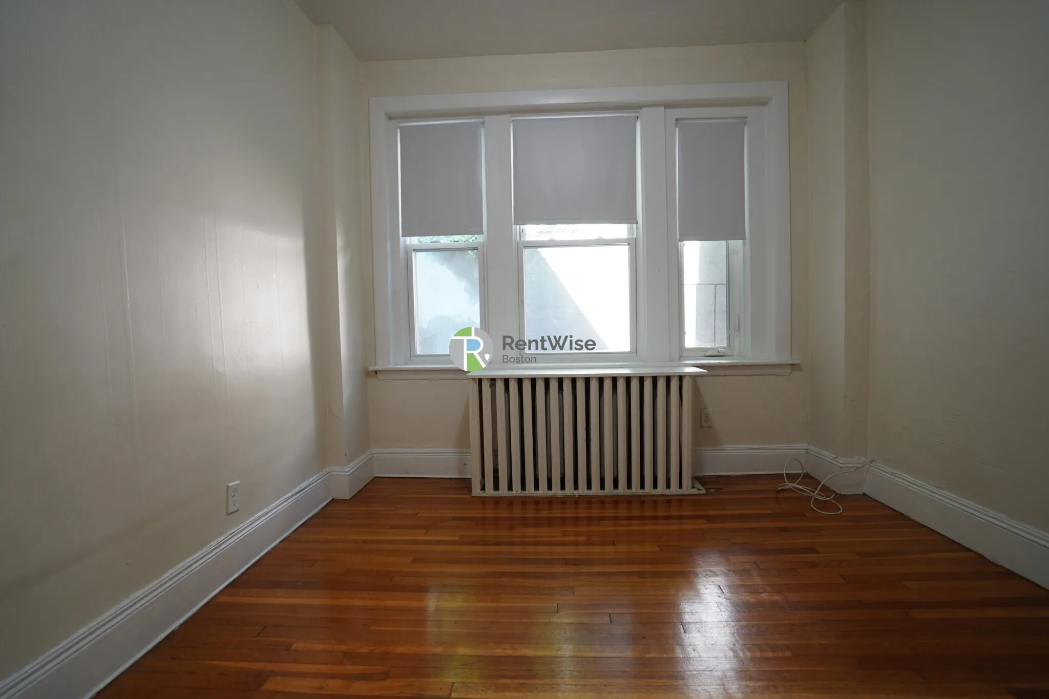 33 Lancaster Ter, Corey Hill