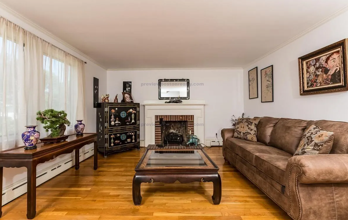 24 Bellamy St, Brighton