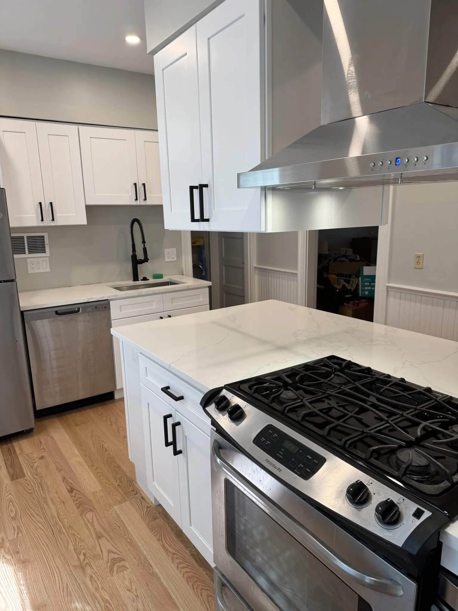 57 Hawthorne St, Davis Square