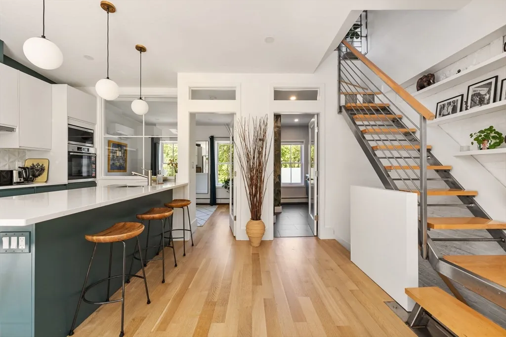 201 West Springfield St, South End